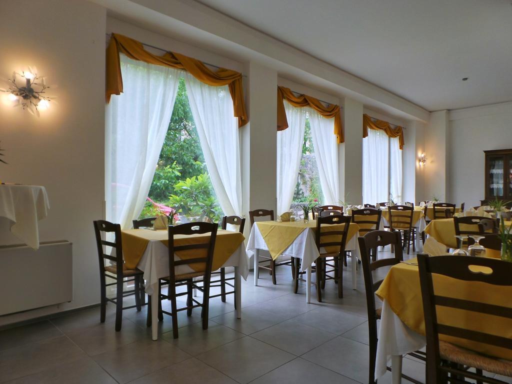 Hotel La Congiura Dei Baroni Teggiano Exterior photo