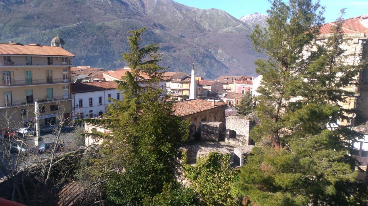 Hotel La Congiura Dei Baroni Teggiano Exterior photo